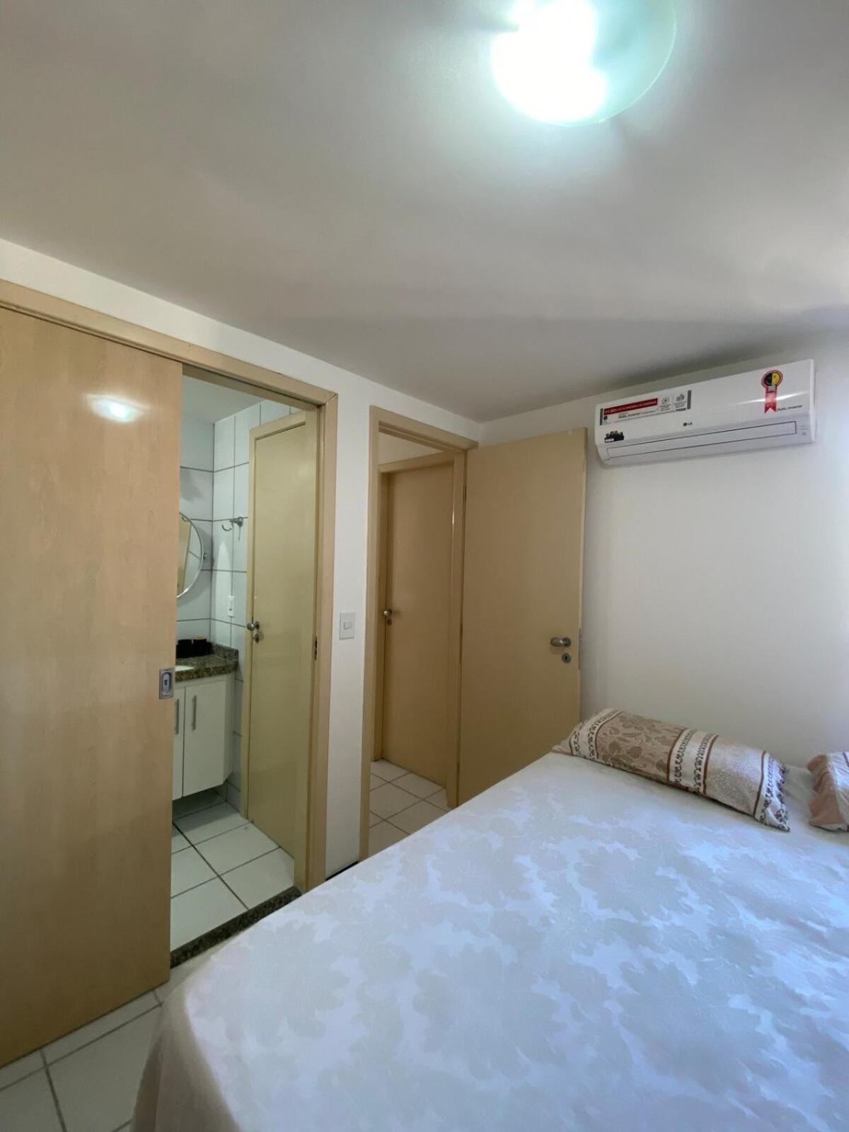 Apartamento Meireles - 2 Suites Com Ar Condicionado Apartamento *